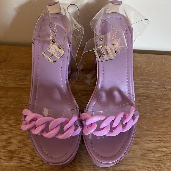 Lilac Platform Heels- Size 7.5 - Picture 5 of 5